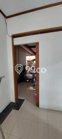 Rumah Luxury Modern Tanpa Renovasi di Kemanggisan Jakarta Barat Rumah Luxury Modern Tanpa Renovasi di Kemanggisan Jakarta Barat