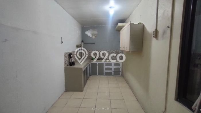 Rumah Modern 3 KT di Lebak Bulus Jakarta Selatan Unfurnished Rumah Modern 3 KT di Lebak Bulus Jakarta Selatan Unfurnished