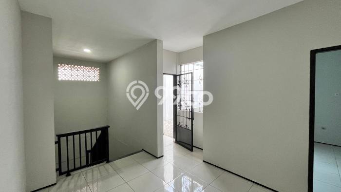 Rumah Disewakan Jakarta Selatan LT 100m2 LB 150m2 Kawasan Pondok Pinang Rumah Disewakan Jakarta Selatan LT 100m2 LB 150m2 Kawasan Pondok Pinang