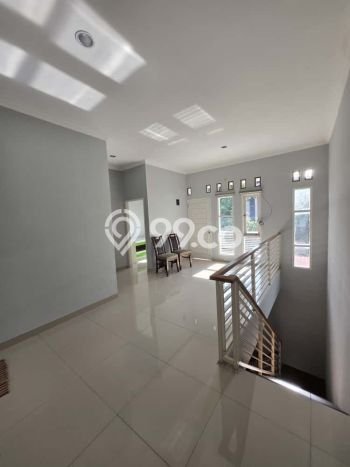 Rumah Strategis Modern Lb 145m2 di Jagakarsa, Jakarta Selatan Rumah Strategis Modern Lb 145m2 di Jagakarsa, Jakarta Selatan