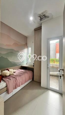 Rumah Modern 3 KT di Lebak Bulus Jakarta Selatan Semi Furnished Rumah Modern 3 KT di Lebak Bulus Jakarta Selatan Semi Furnished