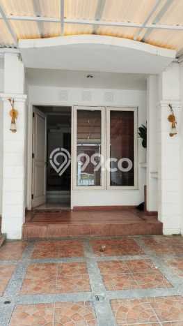 Jarang Ada! Rumah Sewa 3 Kamar Bagus Siap Huni Pondok Indah Jarang Ada! Rumah Sewa 3 Kamar Bagus Siap Huni Pondok Indah