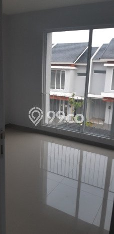 Rumah Elit LB 90m2 Siap Huni Desain Elegan di Bintaro, Tangerang Selatan Rumah Elit LB 90m2 Siap Huni Desain Elegan di Bintaro, Tangerang Selatan