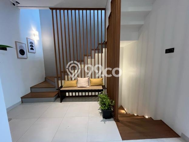 Rumah Luxury Modern Siap Huni di Lebak Bulus Jakarta Selatan Rumah Luxury Modern Siap Huni di Lebak Bulus Jakarta Selatan