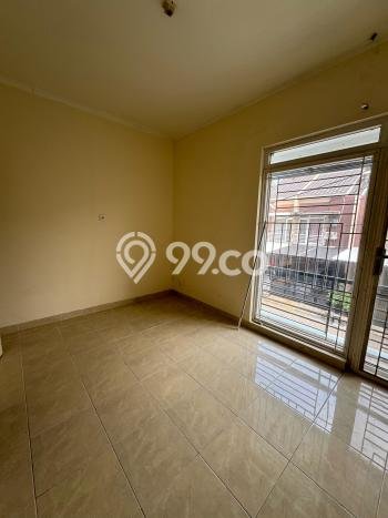 Rumah Sewa Jakarta Barat LT 48m2 LB 55m2 Kawasan Taman Surya Rumah Sewa Jakarta Barat LT 48m2 LB 55m2 Kawasan Taman Surya