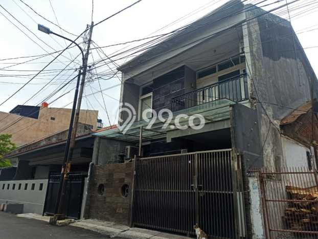 Dijual Rumah Luas Megah Dengan View Eksklusif di Tomang, Jakarta Barat Dijual Rumah Luas Megah Dengan View Eksklusif di Tomang, Jakarta Barat