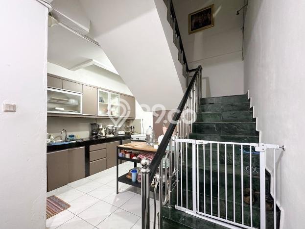 Dijual! Ruko di Pluit Jakarta Utara LT 75m2 / LB 350m2 Kawasan Bisnis Dijual! Ruko di Pluit Jakarta Utara LT 75m2 / LB 350m2 Kawasan Bisnis