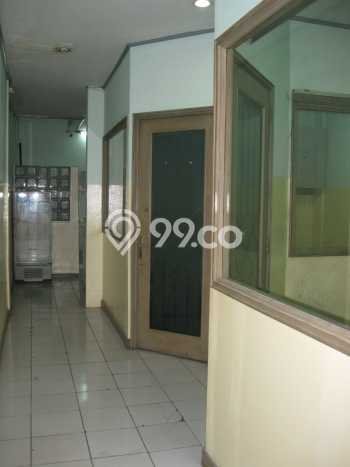 Unit Ruko Dijual di Jakarta Barat LT 65m2 & LB 303m2 Unit Ruko Dijual di Jakarta Barat LT 65m2 & LB 303m2