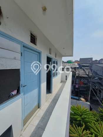Rumah Elit LB 158m2 Siap Pakai Desain Elegan di Grogol, Jakarta Barat Rumah Elit LB 158m2 Siap Pakai Desain Elegan di Grogol, Jakarta Barat