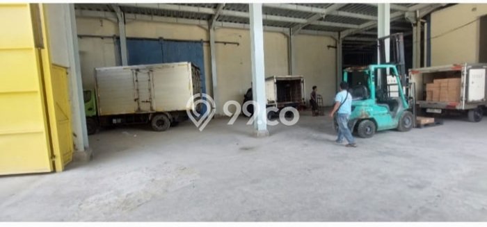 Gudang untuk Disewa di Pusat Jakarta Barat Luas Bangunan 1020m2 Gudang untuk Disewa di Pusat Jakarta Barat Luas Bangunan 1020m2