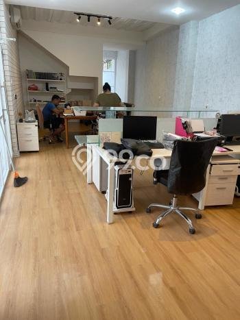 Dijual Rumah Mewah Elegan Dengan View Eksklusif di Joglo, Jakarta Barat Dijual Rumah Mewah Elegan Dengan View Eksklusif di Joglo, Jakarta Barat
