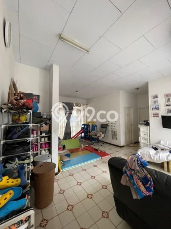 Siap Huni Hunian Elit 3 Kamar di Kebon Jeruk Dekat ke Mana Pun Siap Huni Hunian Elit 3 Kamar di Kebon Jeruk Dekat ke Mana Pun