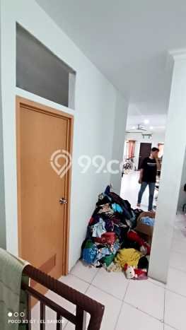 For Sale Rumah 4 Kamar Lokasi Ideal Nyaman dan Strategis di Cengkareng For Sale Rumah 4 Kamar Lokasi Ideal Nyaman dan Strategis di Cengkareng