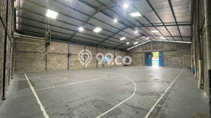 Unit Gudang Disewa Lokasi Karawaci, Tangerang Spesifikasi Luas Bangunan 540m2 Unit Gudang Disewa Lokasi Karawaci, Tangerang Spesifikasi Luas Bangunan 540m2
