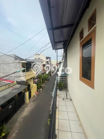 Rumah Elit LB 350m2 Siap Pakai Desain Elegan di Duri Kosambi, Jakarta Barat Rumah Elit LB 350m2 Siap Pakai Desain Elegan di Duri Kosambi, Jakarta Barat