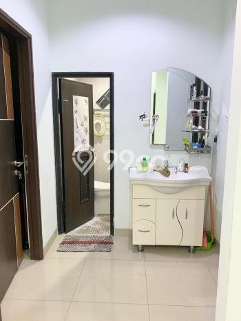 For Sale Rumah 4 Kamar Lokasi Ideal Nyaman dan Strategis di Kebon Jeruk For Sale Rumah 4 Kamar Lokasi Ideal Nyaman dan Strategis di Kebon Jeruk