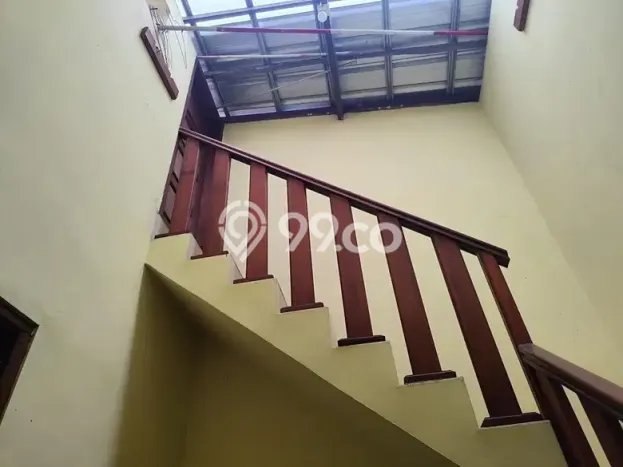 Siap Huni Rumah Mewah 4 Kamar di Kebon Jeruk Dekat ke Mana Saja Siap Huni Rumah Mewah 4 Kamar di Kebon Jeruk Dekat ke Mana Saja