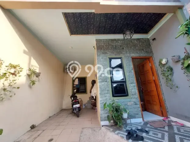 For Sale Rumah 3 Kamar Lokasi Ideal Bagus dan Strategis di Kemayoran For Sale Rumah 3 Kamar Lokasi Ideal Bagus dan Strategis di Kemayoran