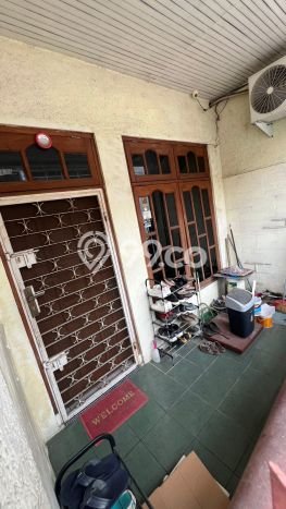 Rumah Modern 4 KT LT 97m2 di Hayam Wuruk Rumah Modern 4 KT LT 97m2 di Hayam Wuruk