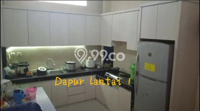 Unit Ruko Dijual di Jakarta Barat LT 53m2 & LB 160m2 Unit Ruko Dijual di Jakarta Barat LT 53m2 & LB 160m2