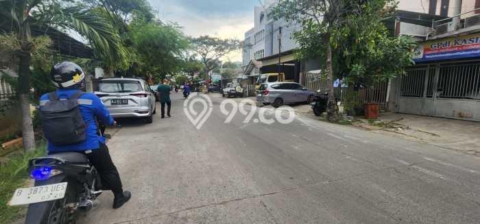FOR SALE! Ruko di Tanjung Priok Jakarta Utara, LT 156m2, LB 360m2 FOR SALE! Ruko di Tanjung Priok Jakarta Utara, LT 156m2, LB 360m2
