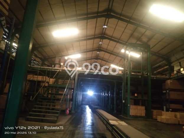 Gudang disewakan di Pasir Jaya Tangerang dengan luas bangunan 5520m2 Gudang disewakan di Pasir Jaya Tangerang dengan luas bangunan 5520m2