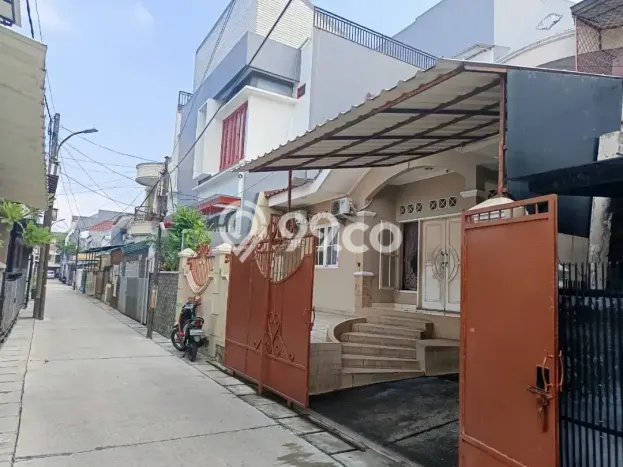 Dijual Rumah Mewah Megah Dengan View Eksklusif di Green Ville, Jakarta Barat Dijual Rumah Mewah Megah Dengan View Eksklusif di Green Ville, Jakarta Barat