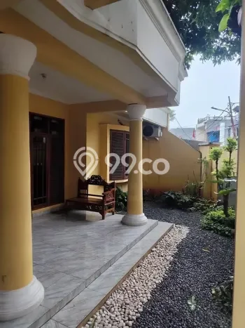 Siap Huni Rumah Mewah 4 Kamar di Kebon Jeruk Dekat ke Mana Saja Siap Huni Rumah Mewah 4 Kamar di Kebon Jeruk Dekat ke Mana Saja