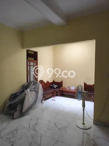Siap Huni Rumah Mewah 4 Kamar di Kebon Jeruk Dekat ke Mana Saja Siap Huni Rumah Mewah 4 Kamar di Kebon Jeruk Dekat ke Mana Saja