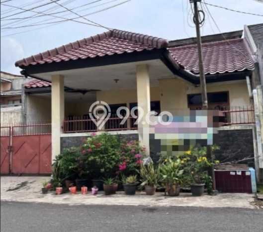 Rumah Modern 3 KT di Joglo Jakarta Barat Unfurnished Rumah Modern 3 KT di Joglo Jakarta Barat Unfurnished