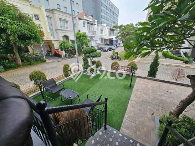 Dijual Rumah Elit Exclusive di Kebon Jeruk, Jakarta Barat Dijual Rumah Elit Exclusive di Kebon Jeruk, Jakarta Barat