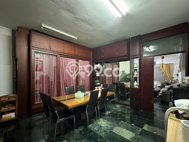 Dijual! Ruko di Pluit Jakarta Utara LT 75m2 / LB 350m2 Kawasan Bisnis Dijual! Ruko di Pluit Jakarta Utara LT 75m2 / LB 350m2 Kawasan Bisnis