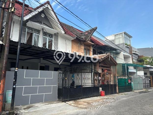 Rumah Minimalis 4 KT di Taman Palem Jakarta Barat Semi Furnished Rumah Minimalis 4 KT di Taman Palem Jakarta Barat Semi Furnished