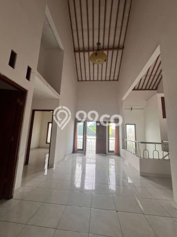 Lokasi terbaik! Rumah siap huni disewakan di Ngaglik LB 200m2 Lokasi terbaik! Rumah siap huni disewakan di Ngaglik LB 200m2