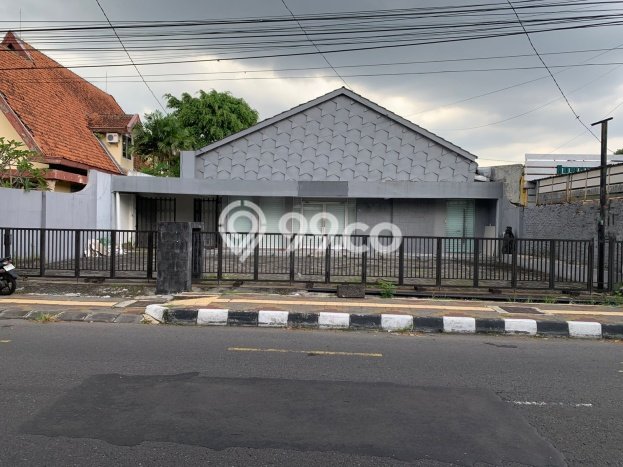 Ruko bagus disewakan di Gondokusuman Yogyakarta dengan LB 350m2 harga sewa terbaik Ruko bagus disewakan di Gondokusuman Yogyakarta dengan LB 350m2 harga sewa terbaik