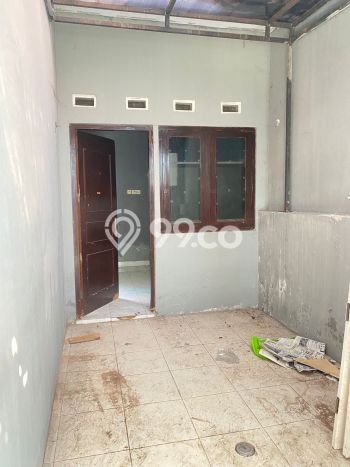 HUNIAN IMPIAN! Rumah di Depok, 2 KM, Bebas Banjir, Luas 115m² Bangunan 45m² HUNIAN IMPIAN! Rumah di Depok, 2 KM, Bebas Banjir, Luas 115m² Bangunan 45m²