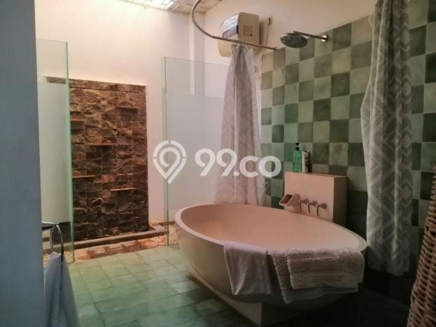Disewakan segera hunian minimalis strategis 8 Kamar di Tegalrejo, Yogyakarta Disewakan segera hunian minimalis strategis 8 Kamar di Tegalrejo, Yogyakarta