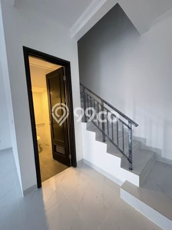 Rumah Luxury Modern Tanpa Renovasi di Pantai Indah Kapuk 2 Jakarta Utara Rumah Luxury Modern Tanpa Renovasi di Pantai Indah Kapuk 2 Jakarta Utara