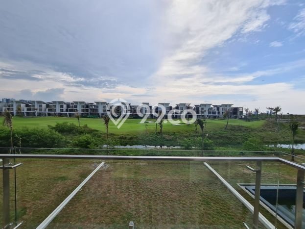 Rumah sewa siap pakai 4 Kamar Tidur di Pantai Indah Kapuk, Jakarta Utara Rumah sewa siap pakai 4 Kamar Tidur di Pantai Indah Kapuk, Jakarta Utara