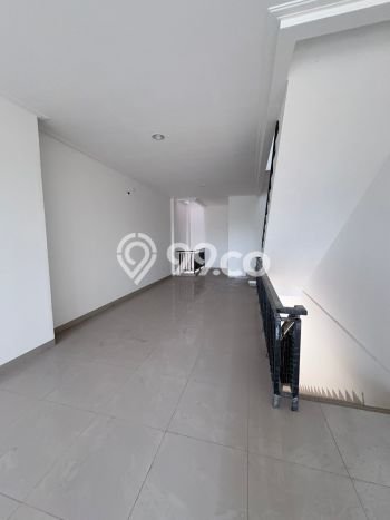 Ruko Dijual di Prime Area Jakarta Utara Luas 135m2 Ruko Dijual di Prime Area Jakarta Utara Luas 135m2