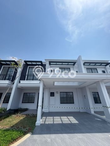 Disewakan! Rumah 4 Kamar Tidur &
4 Kamar Mandi di Pantai Indah Kapuk 2, Jakarta Utara Disewakan! Rumah 4 Kamar Tidur &
4 Kamar Mandi di Pantai Indah Kapuk 2, Jakarta Utara