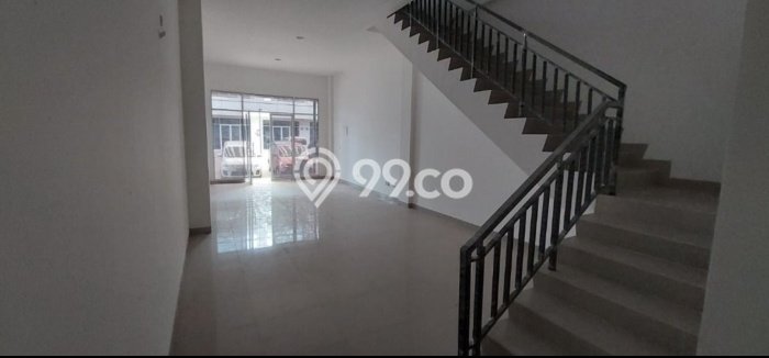 Ruko Dijual di Prime Area Jakarta Utara Luas 162m2 Ruko Dijual di Prime Area Jakarta Utara Luas 162m2