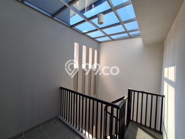 Rumah Luxury Modern Siap Huni di Pantai Indah Kapuk Jakarta Utara Rumah Luxury Modern Siap Huni di Pantai Indah Kapuk Jakarta Utara