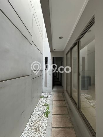 Rumah Mewah LB 163m2 Siap Huni Desain Elegan di Golf Island, Jakarta Utara Rumah Mewah LB 163m2 Siap Huni Desain Elegan di Golf Island, Jakarta Utara