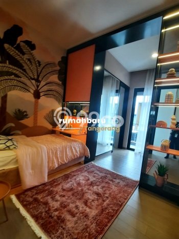 Rumah Luas Asri 4 KT Siap Pakai di Alam Sutera Tangerang Rumah Luas Asri 4 KT Siap Pakai di Alam Sutera Tangerang