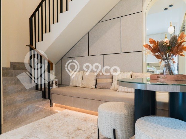 Rumah Luas Asri 3 KT Siap Pakai di Alam Sutera Tangerang Rumah Luas Asri 3 KT Siap Pakai di Alam Sutera Tangerang