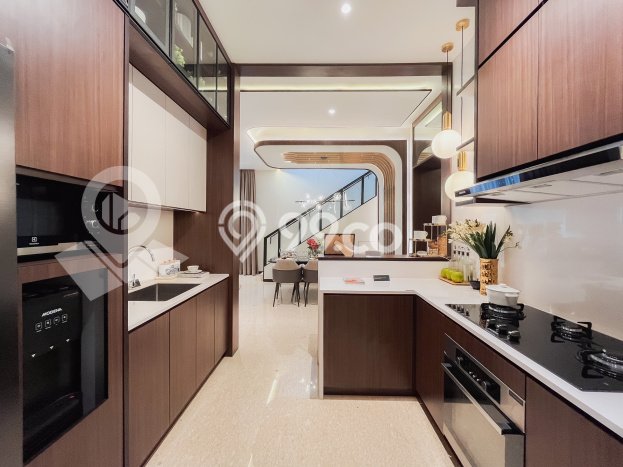 Ready to Use! Premium House LT 200m2 Desain Modern di BSD Green Cove Ready to Use! Premium House LT 200m2 Desain Modern di BSD Green Cove