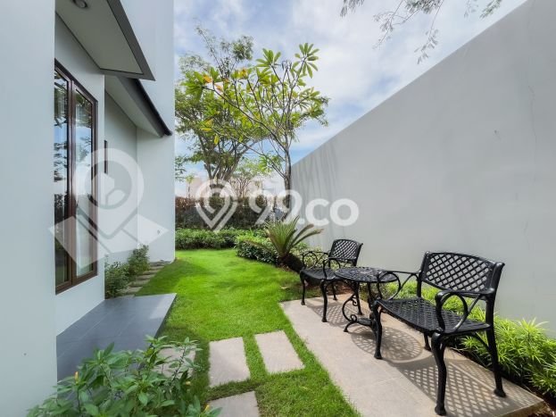 Rumah Mewah Modern 2 Lantai Dekat Summarecon Mall Serpong Rumah Mewah Modern 2 Lantai Dekat Summarecon Mall Serpong