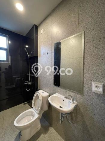 Disewakan! Rumah 3 Kamar Tidur &
2 Kamar Mandi di BSD, Tangerang Disewakan! Rumah 3 Kamar Tidur &
2 Kamar Mandi di BSD, Tangerang
