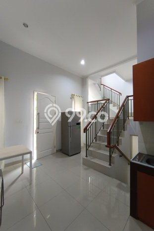 Jarang Ada! Rumah Kontrakan 3 Kamar Nyaman Siap Huni Gading Serpong Jarang Ada! Rumah Kontrakan 3 Kamar Nyaman Siap Huni Gading Serpong